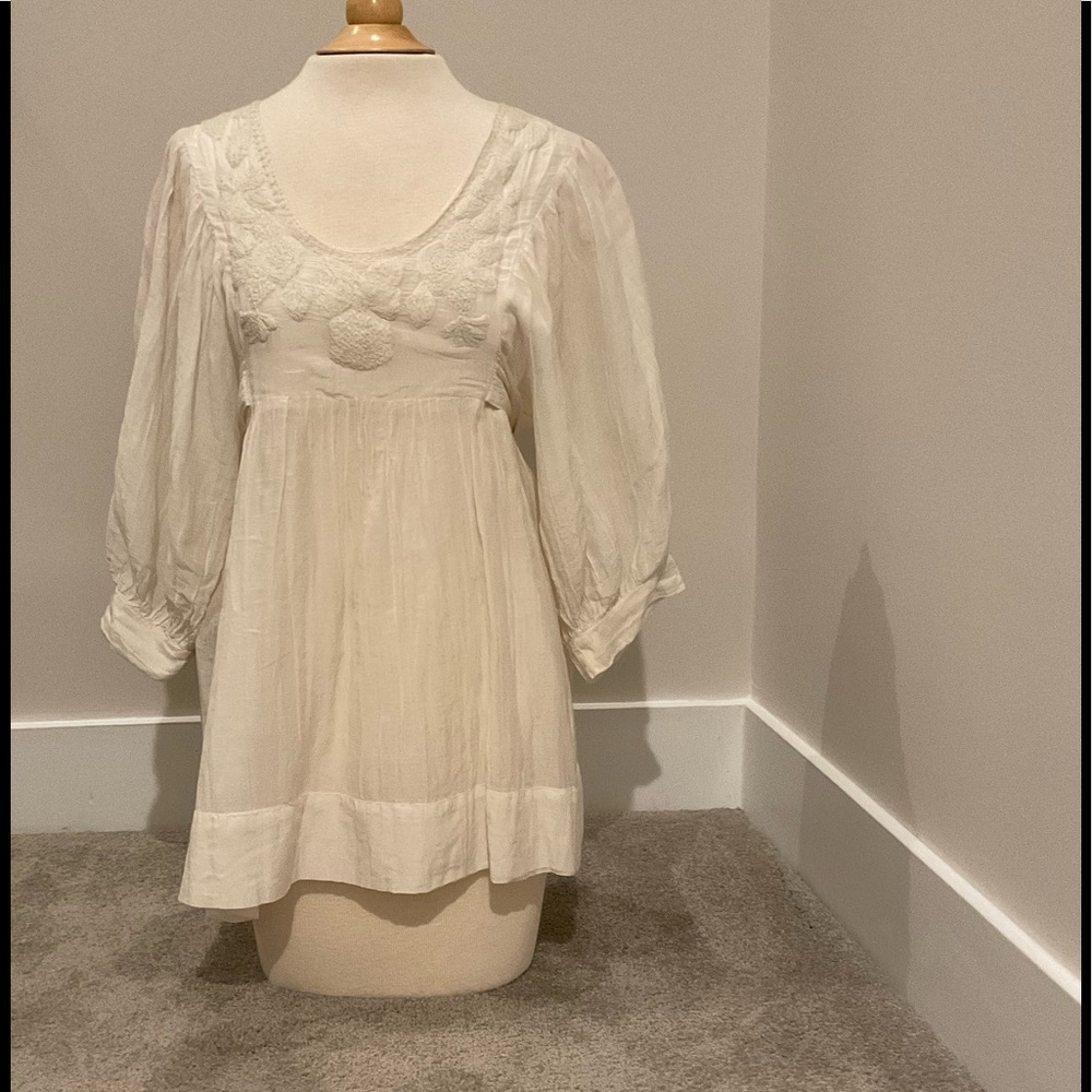 MNG Suit Peasant Blouse Long Sleeve, Ivory Color, Size S.